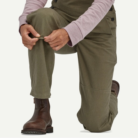 NWT Patagonia All Season Hemp Canvas Bib Overalls Women’s Size XS LONG - Picture 6 of 9